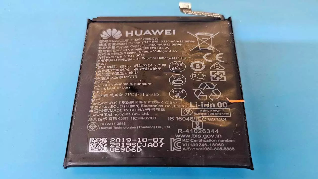 honor-mobile-swollen-battery